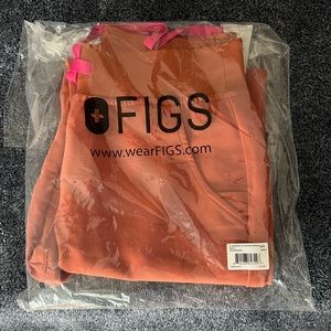 BRAND NEW WITH TAGS! FIGS Teracotta Zamora scrub pants - XXS regular